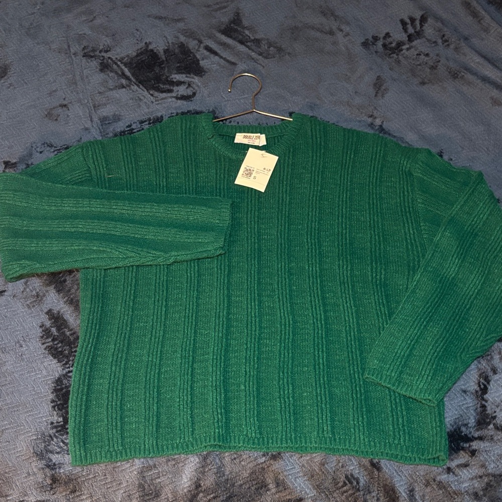 Forever 21 Green Crewneck Sweater